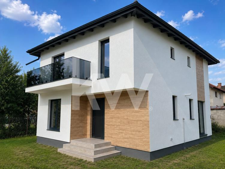 Casă individuală cu 5 camere cu Canalizare în Sânpetru