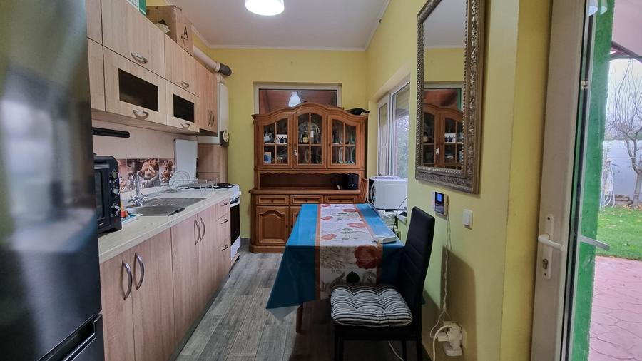 Casă individuală cu 3 camere cu Canalizare în Semicentral