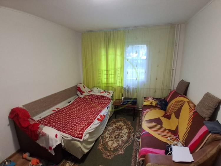 Apartament cu 2 camere semidecomandat, mobilat în Mănăștur