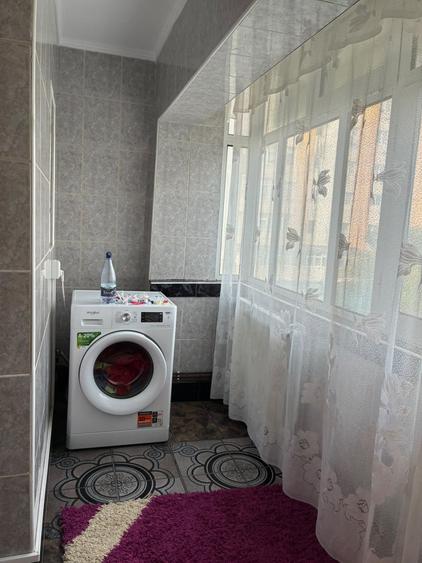Apartament cu 2 camere decomandat, mobilat în Nicolina
