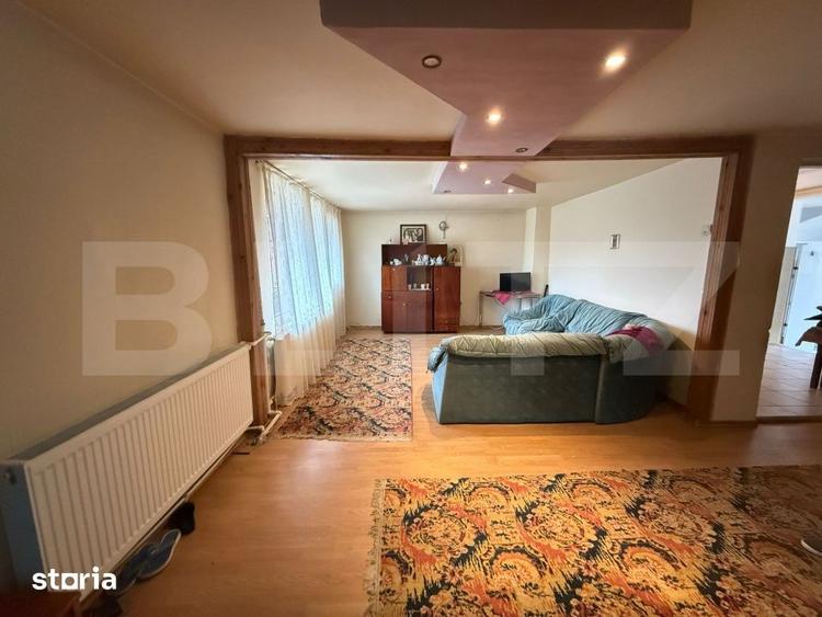 Casă cu 5 camere cu Teren 2310 Mp în Scoarța