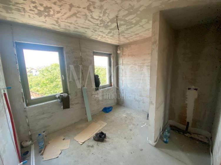 Casă individuală cu 4 camere cu Canalizare în Dâmbul Rotund