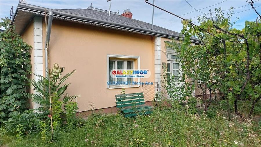Casă cu Teren 1160 Mp în Central