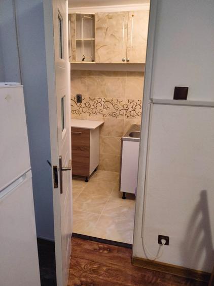Închiriez apartament 2 camere - 6