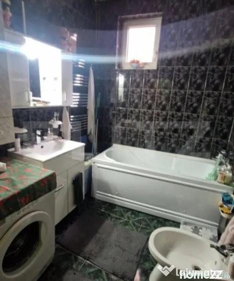 Casa in Centru Civic 4 camere , D +P+ E , PLUS SPATIU COMERC - 18