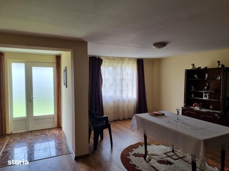 Casă cu 3 camere în Nicșeni