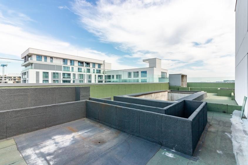 Penthouse cu 5 camere decomandat în Aviației