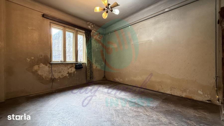 Casă cu 3 camere cu Teren 50 Mp în Iancului
