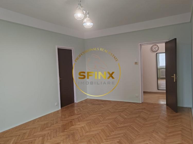 Apartament cu 3 camere circular, mobilat în Ferdinand