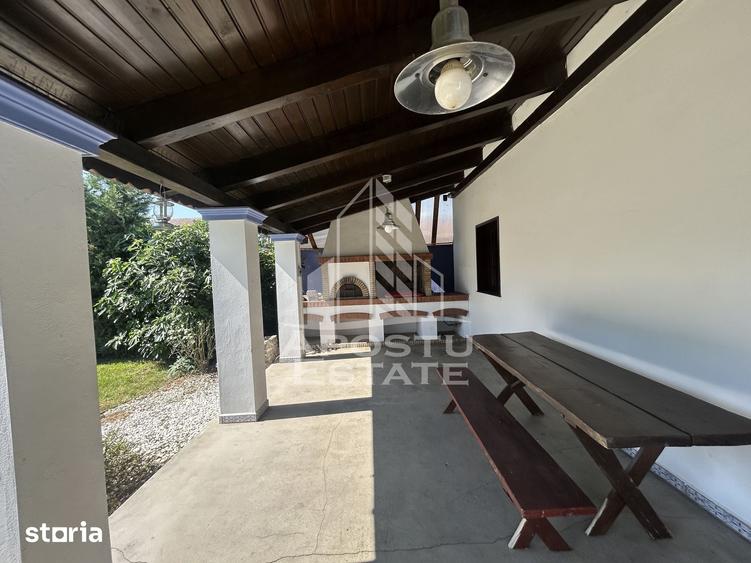 Casă cu 5 camere cu Teren 500 Mp în Sânmihaiu Român