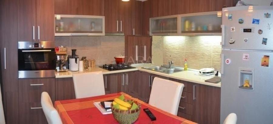 Apartament cu 3 camere semidecomandat, mobilat în Mănăștur — fotografia 2