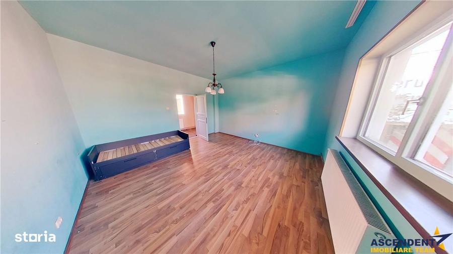 Apartament cu 2 camere, mobilat în Tractorul — fotografia 3