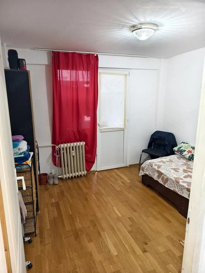 Apartament cu 4 camere decomandat în Doamna Ghica