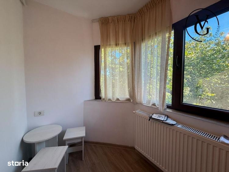 Apartament cu 3 camere decomandat în Faleza Nord