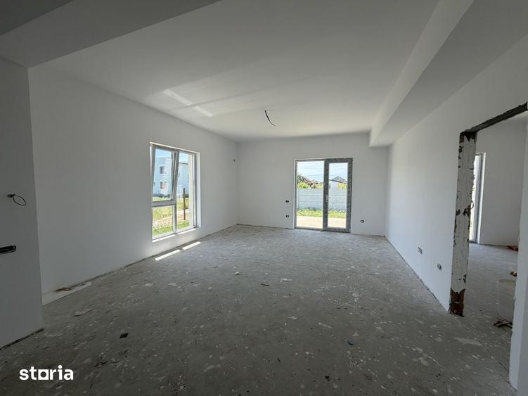 Casa 4 camere Domnesti/ De vanzare / - 10