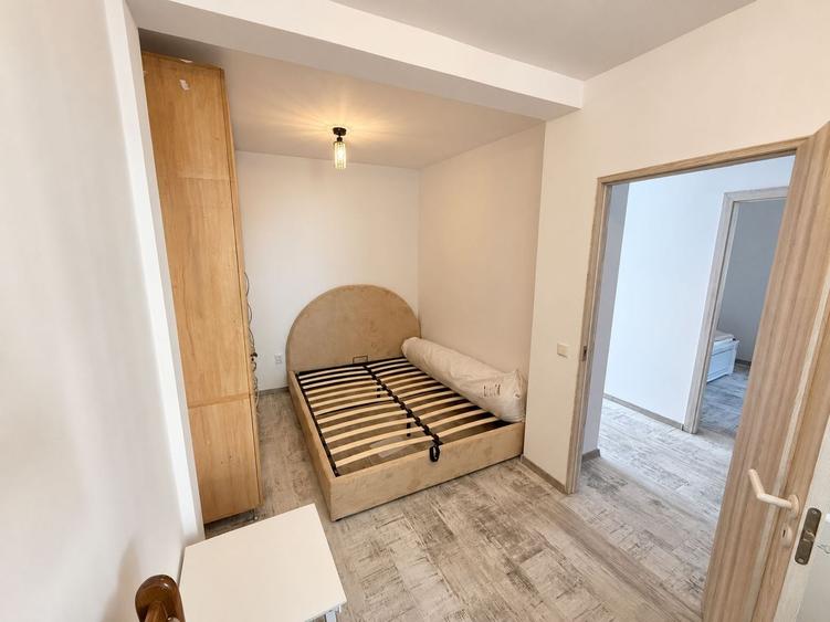 Apartament cu 3 camere decomandat, mobilat în Grigorescu
