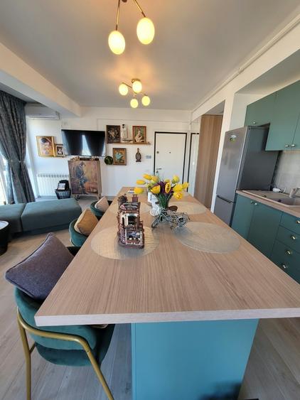 Apartament cu 2 camere semidecomandat în Central