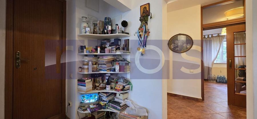 Apartament cu 3 camere decomandat, mobilat în Nerva Traian