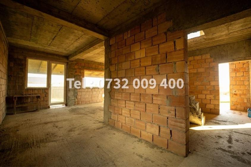 Casă cu 4 camere cu Teren 475 Mp în Hălchiu