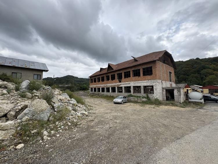 Teren de 900 mp, în Exterior Vest