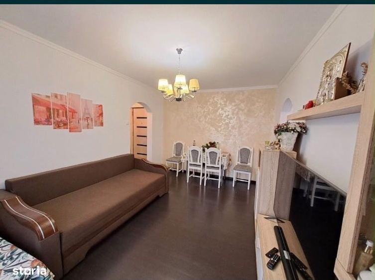 Apartament cu 2 camere decomandat în Progresul