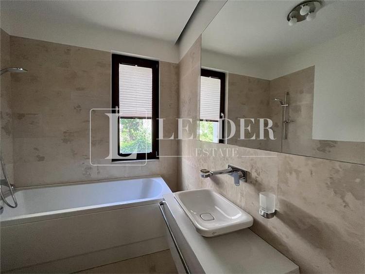 Apartament cu 3 camere decomandat, mobilat în Batistei