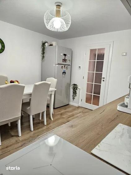 Apartament cu 3 camere, mobilat în Central