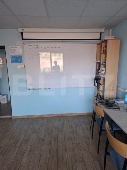 Casă individuală cu 6 camere cu Canalizare în Șagului