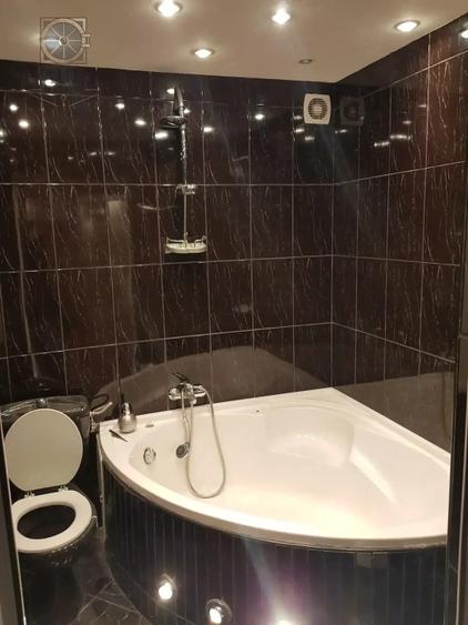 Apartament cu 3 camere decomandat, mobilat în Drumul Taberei