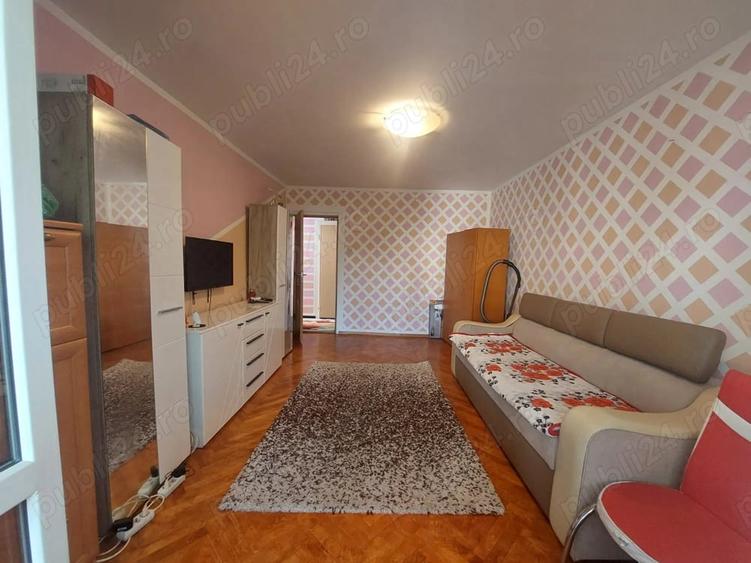 Garsonieră decomandată în Craiter