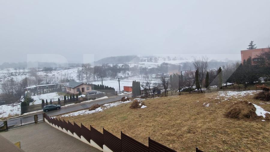 Casă individuală cu 4 camere cu Canalizare în Stolna