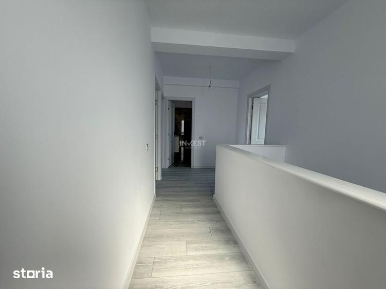 Casă cu 5 camere cu Teren 250 Mp în Valea Lupului