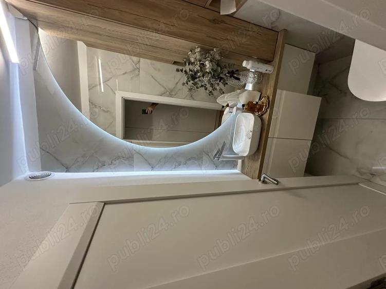 Apartament cu 3 camere decomandat în Aradului