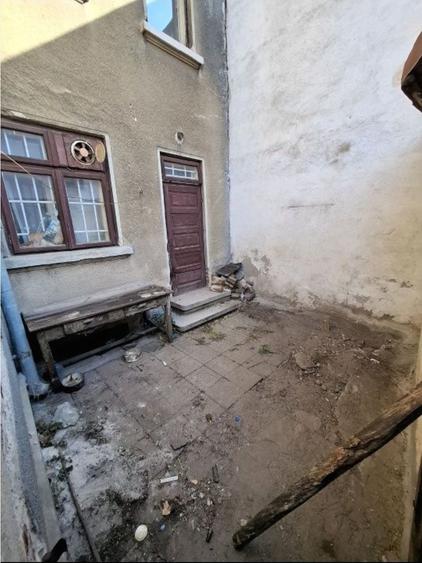 Casă cu 4 camere cu Teren 265 Mp în Victoriei