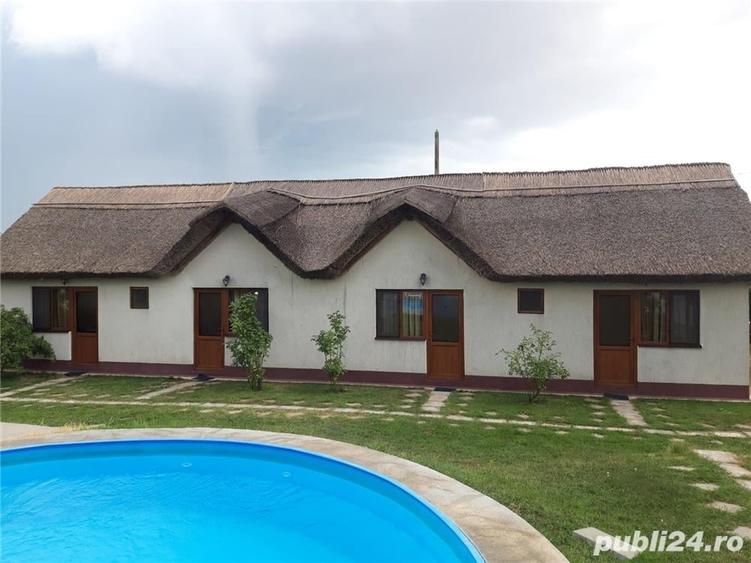 Casă cu 10 camere cu Teren 2433 Mp în Murighiol