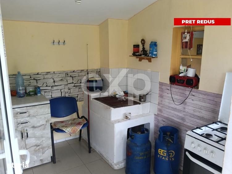 Casă cu 3 camere în Pădureți