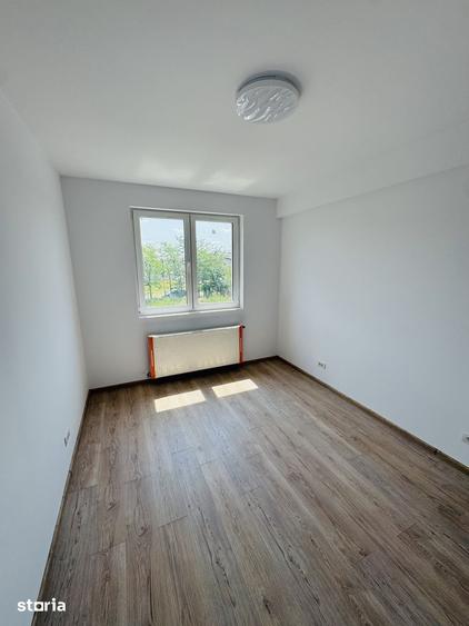Casă cu 4 camere cu Teren 250 Mp în Ghencea