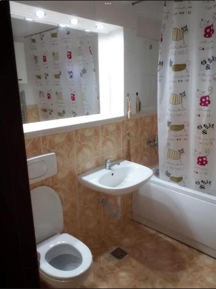 Apartament cu 2 camere decomandat în Exterior Vest