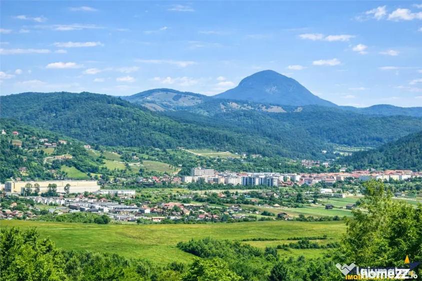 Teren de 2957 mp, în Zărnești
