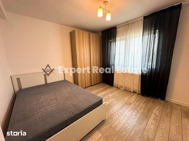 Casă cu 4 camere cu Teren 300 Mp în Central