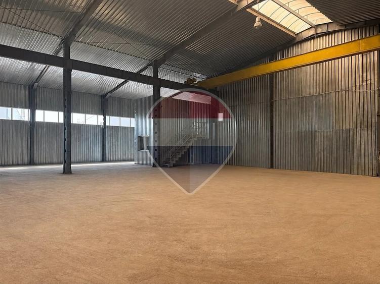 Spațiu comercial, de 550 mp, în Centură