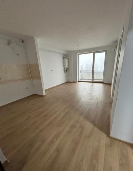 Garsonieră în Broșteni