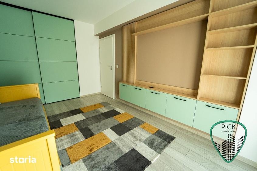 Apartament cu 3 camere decomandat în Libertății
