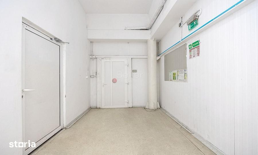 Spațiu comercial, de 2,730 mp, în Prejmer