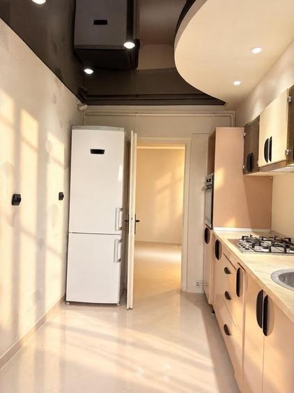 Apartament cu 2 camere decomandat în Nicolina