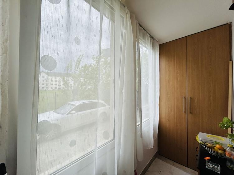 Apartament cu 3 camere semidecomandat în Șelimbăr
