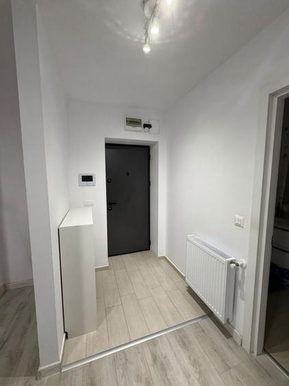 Apartament cu 2 camere decomandat în Titan