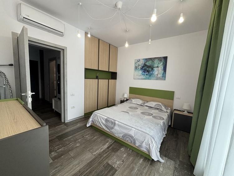 Apartament cu 2 camere decomandat în Exterior Vest