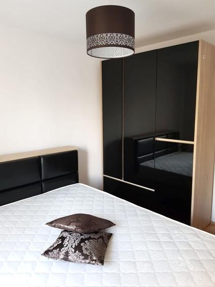 Apartament cu 3 camere în Medicină