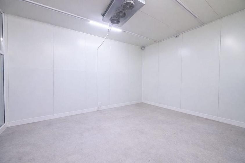 Spațiu comercial, de 598 mp, în Central